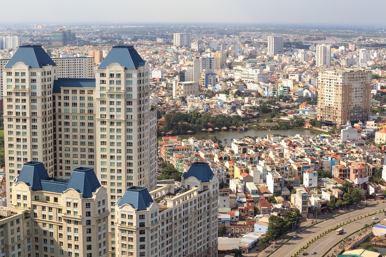 上海一街道被列为中风险地区-上海市中心街道